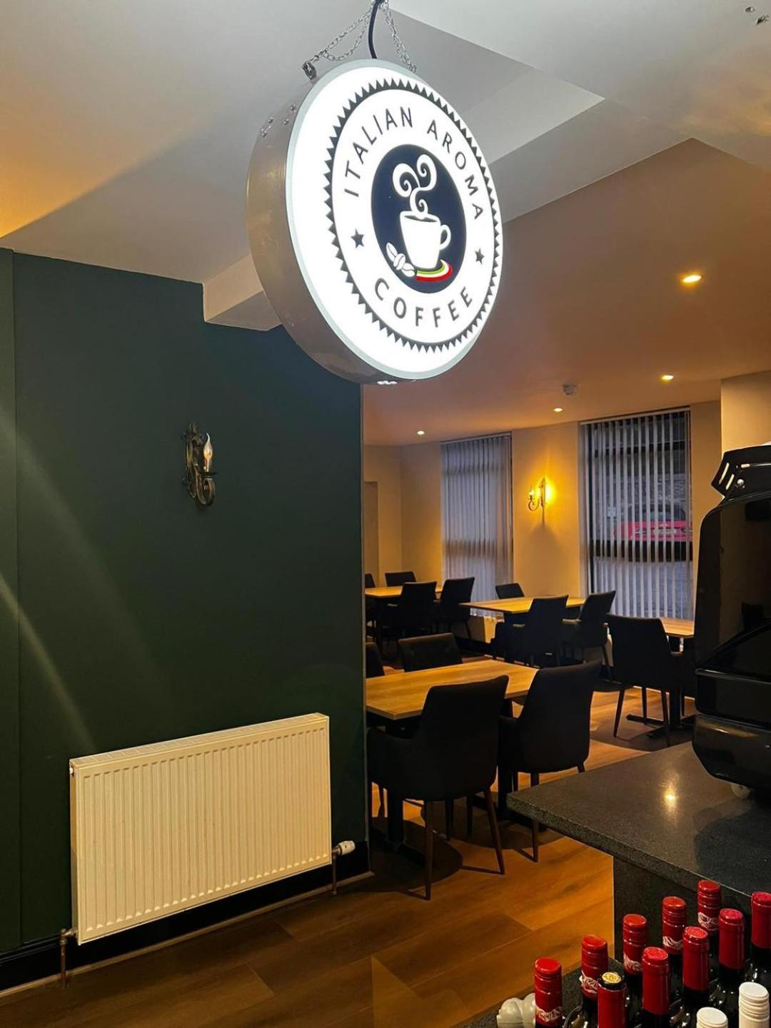 Crown Hotel & Bar Инвернесс Экстерьер фото